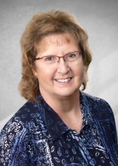 Kim Dassenko headshot