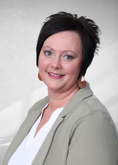 Mindy Manock Tayer headshot