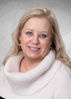 Lori Pithey headshot